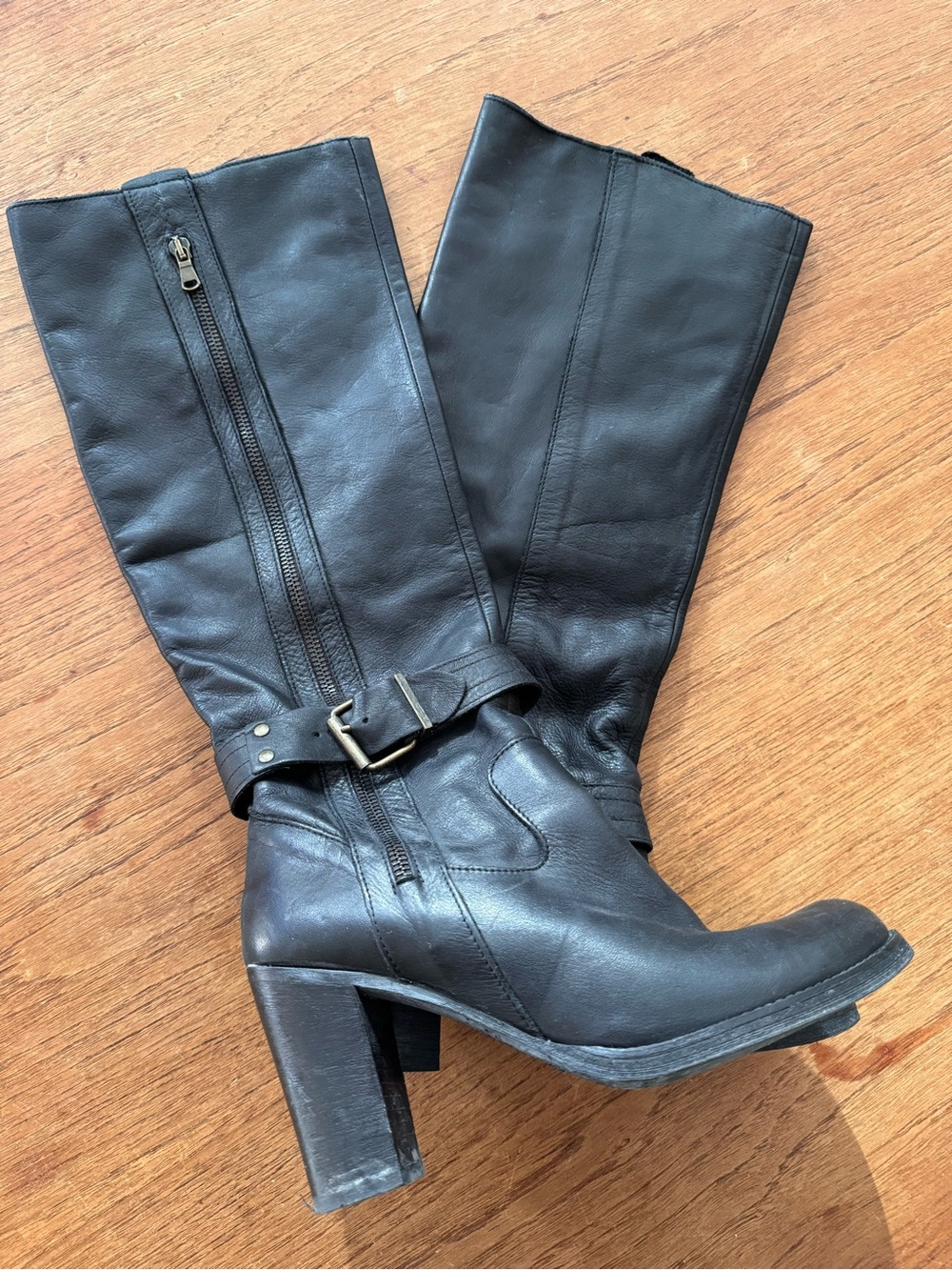 Ateliers Made in Italy Black Leather Knee-High Boots EU 40